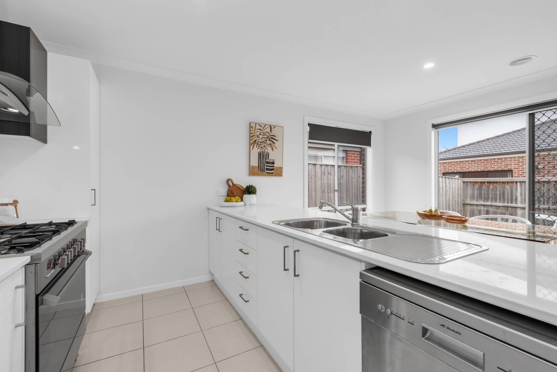 5 Fairywren Street, Pakenham VIC 3810, Pakenham - Thumbnail 3