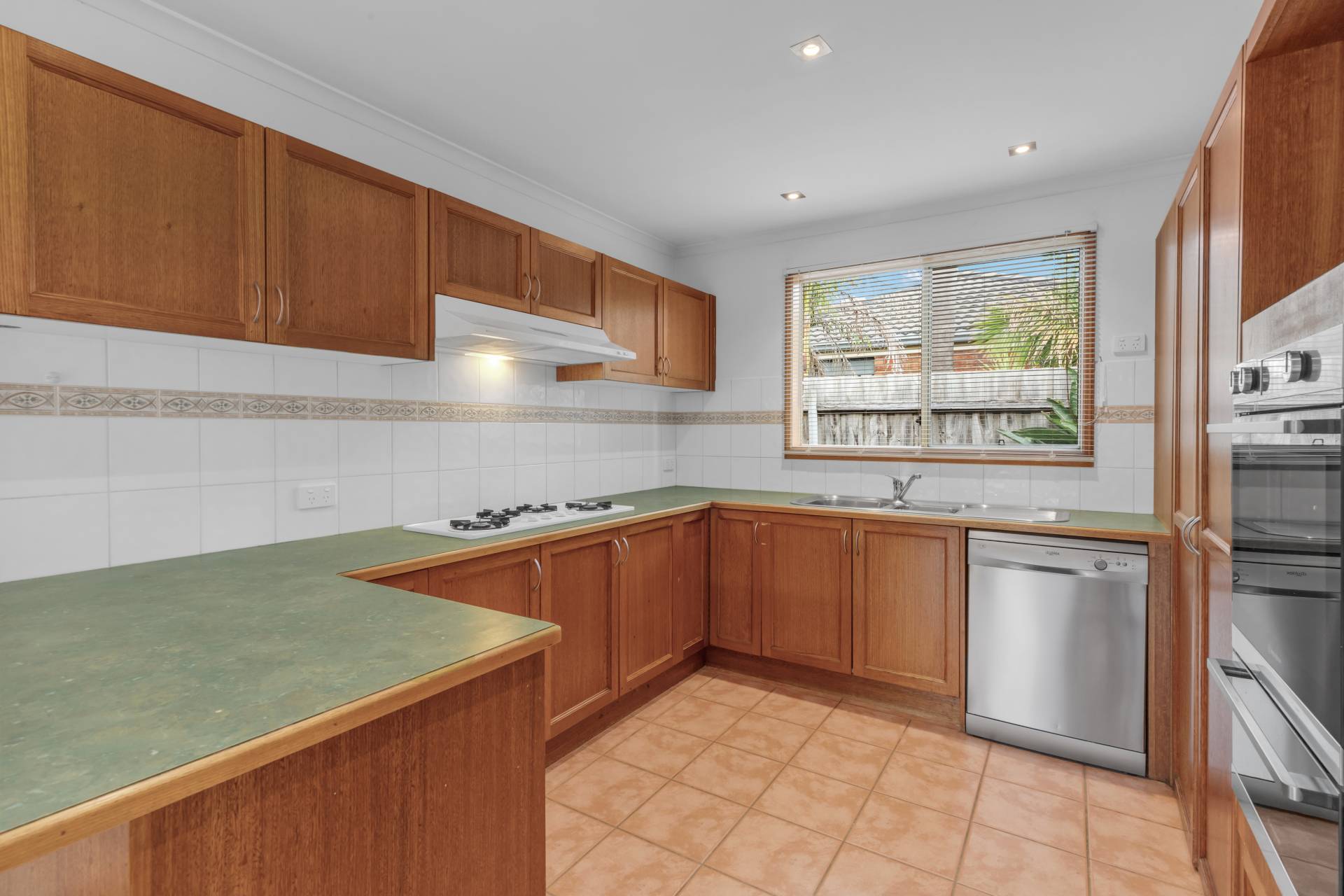 44 Grand Arch Way, Berwick VIC 3806, Berwick - Thumbnail 3