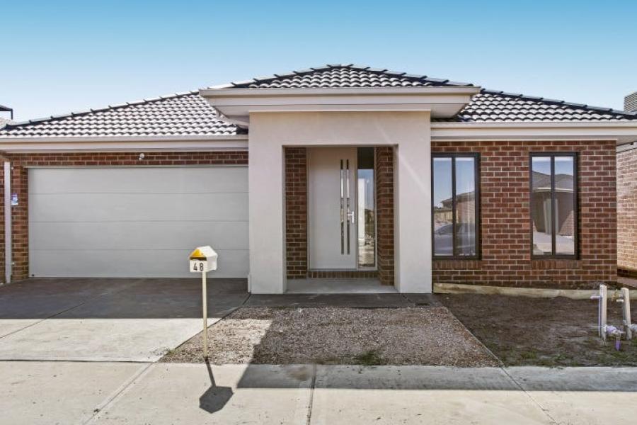 Beautiful 4 Bedroom Home!