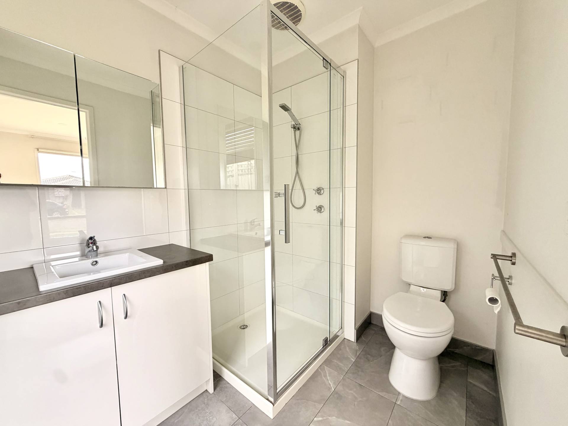 13 Genista Road, Cranbourne West VIC 3977, Cranbourne West - Thumbnail 8
