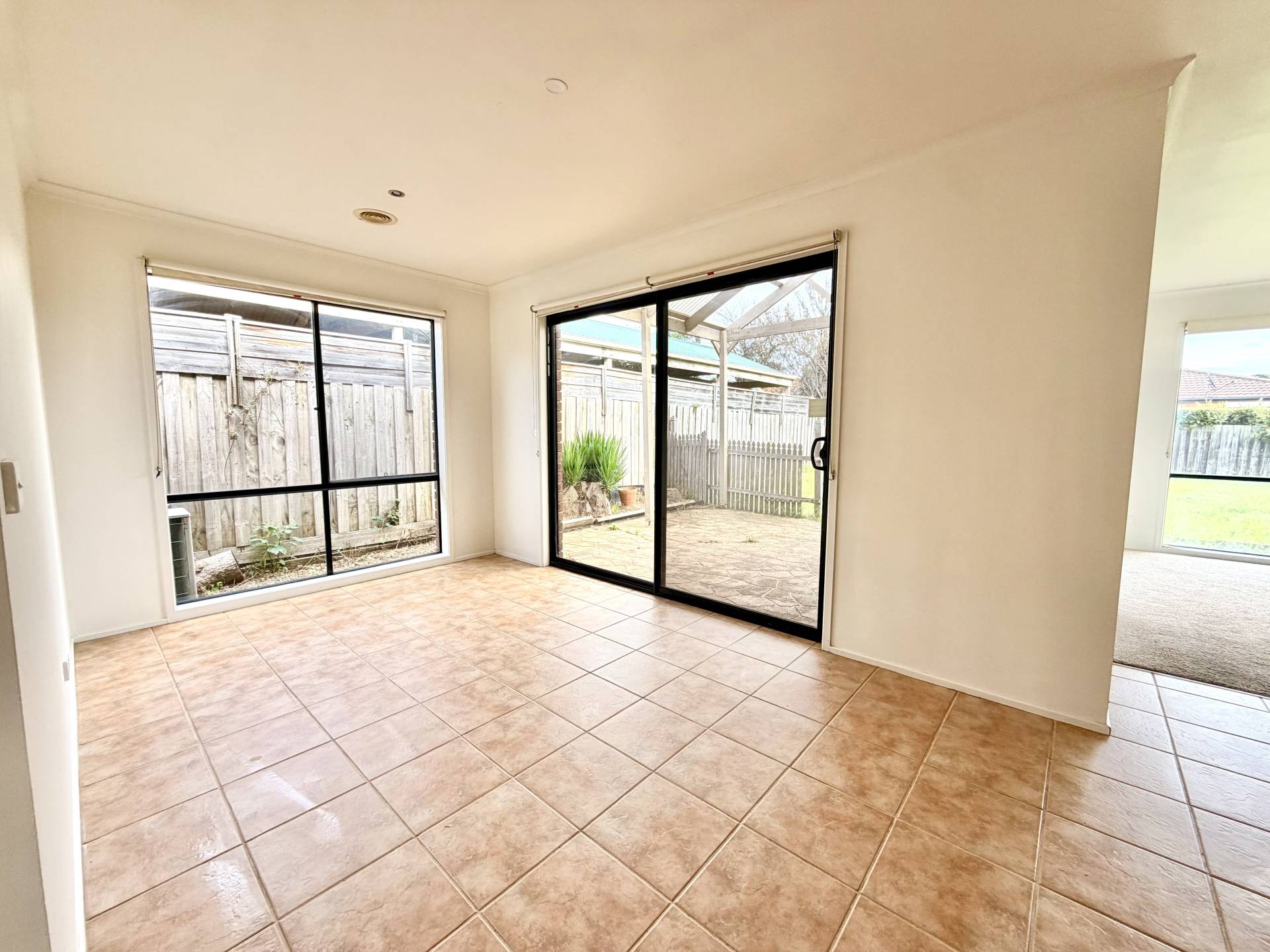 13 Genista Road, Cranbourne West VIC 3977, Cranbourne West - Thumbnail 5