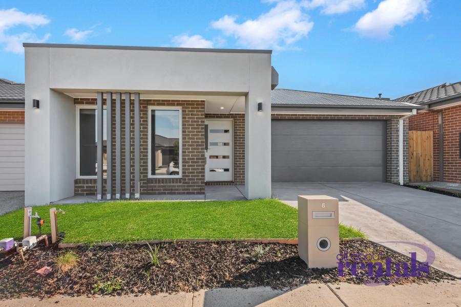 UTILITIES INCLUDED | 1 x ROOM AVAILABLE WITH ENSUITE & SHARED AMENITIES