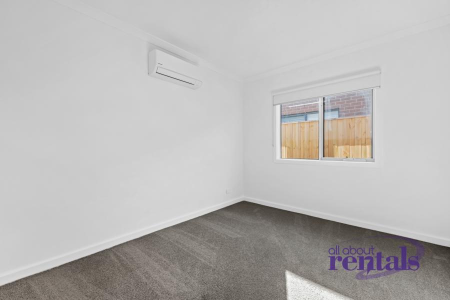 GAS, ELEC AND WATER INCLUDED | 1 x ROOM AVAILABLE WITH ENSUITE & SHARED AMENITIES