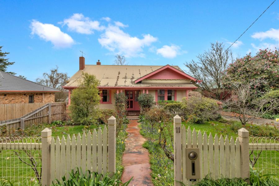 Character, Comfort & Convenience in the Heart of Drouin