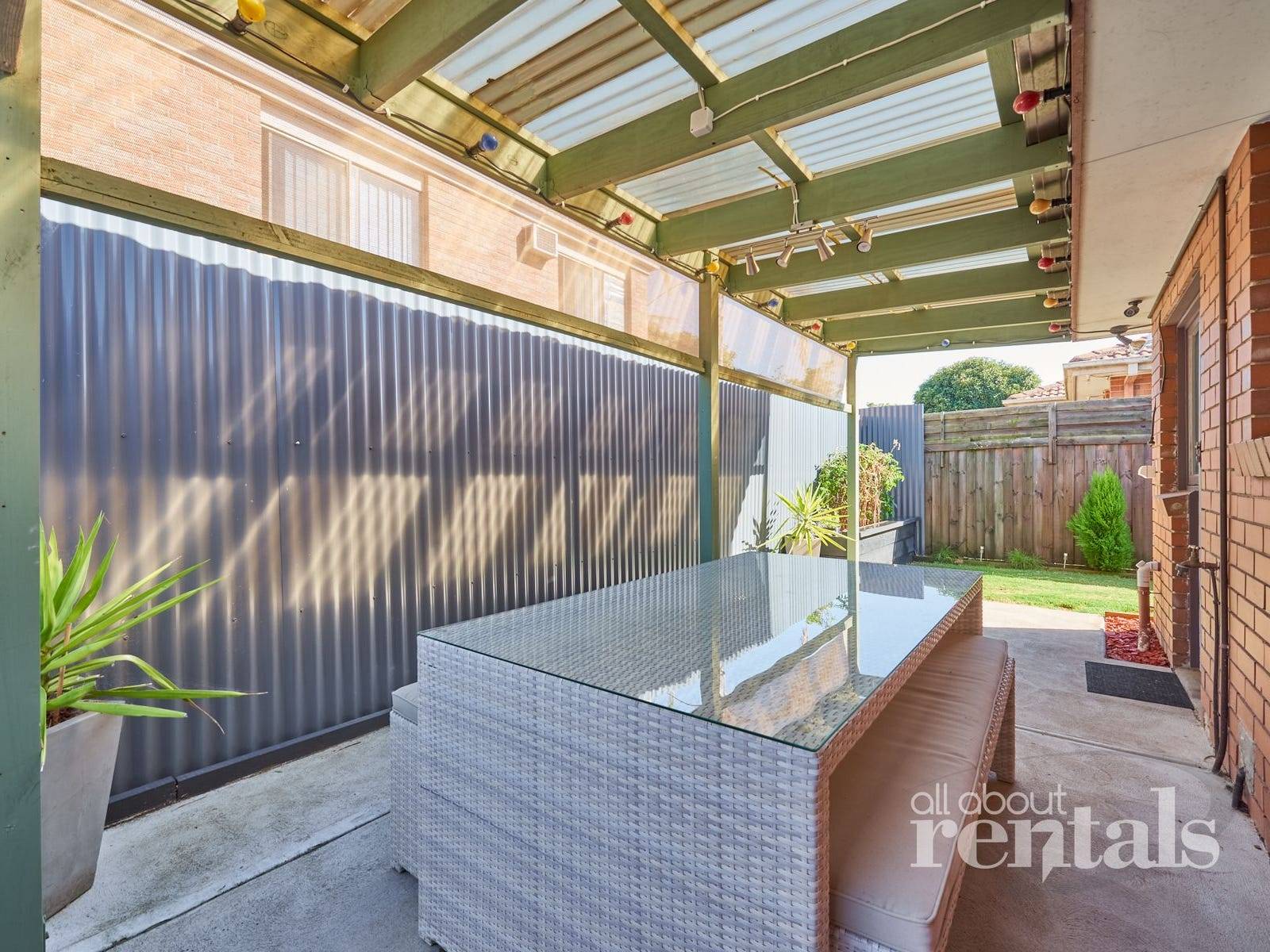 10 SUNNYSIDE AVENUE, Dandenong - Thumbnail 7