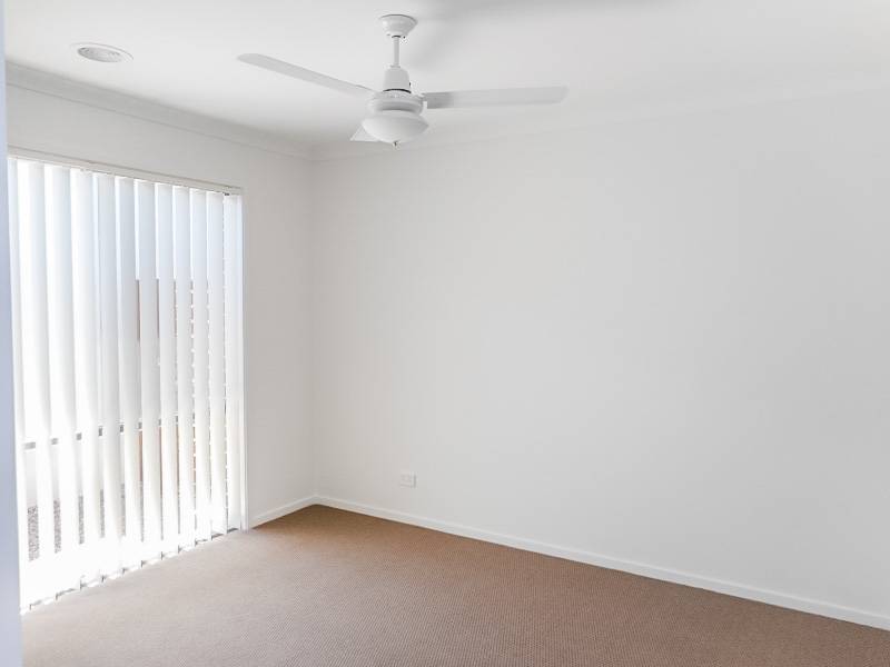 9 Campaspe Street, Clyde North VIC 3978, Clyde North - Thumbnail 8