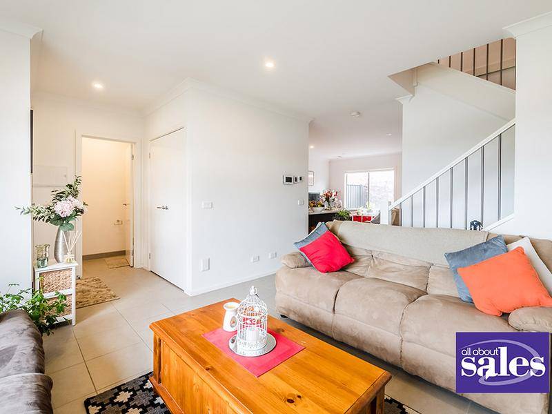 17 Atlantic Drive, Pakenham VIC 3810, Pakenham - Thumbnail 4