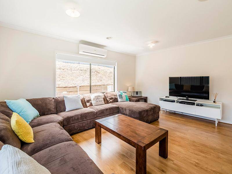 38 Victoria Place, Pakenham VIC 3810, Pakenham - Thumbnail 6