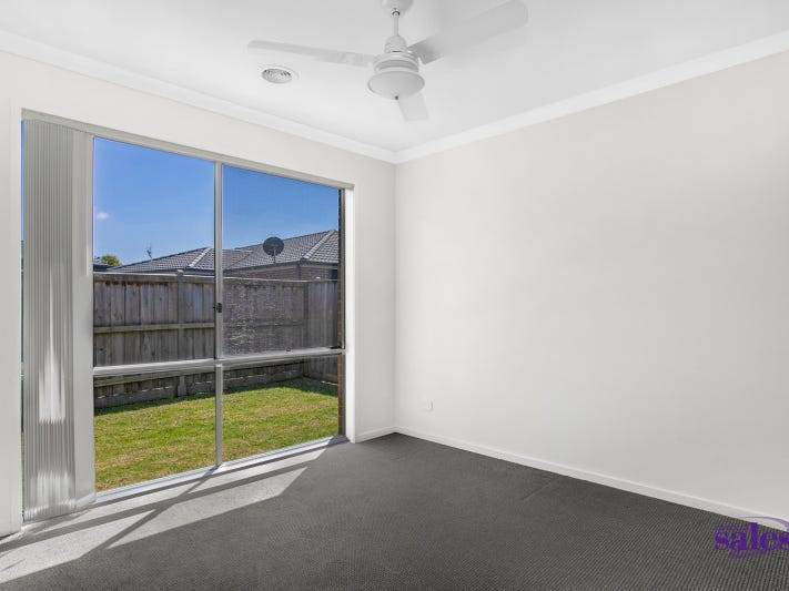 31 Campaspe Street, Clyde North VIC 3978, Clyde North - Thumbnail 8