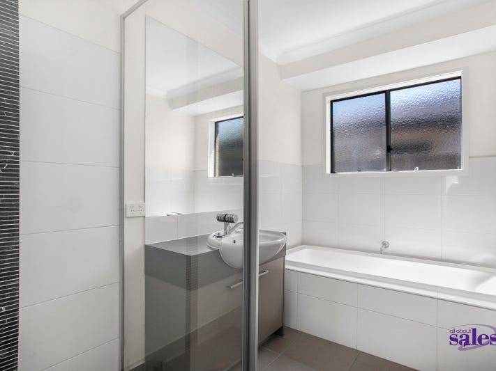 31 Campaspe Street, Clyde North VIC 3978, Clyde North - Thumbnail 7