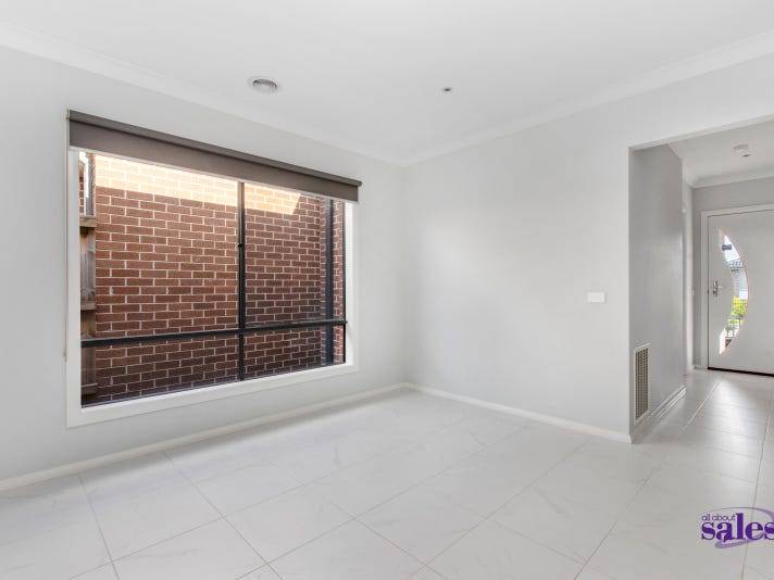 30 Maywood Street, Pakenham VIC 3810, Pakenham - Thumbnail 5