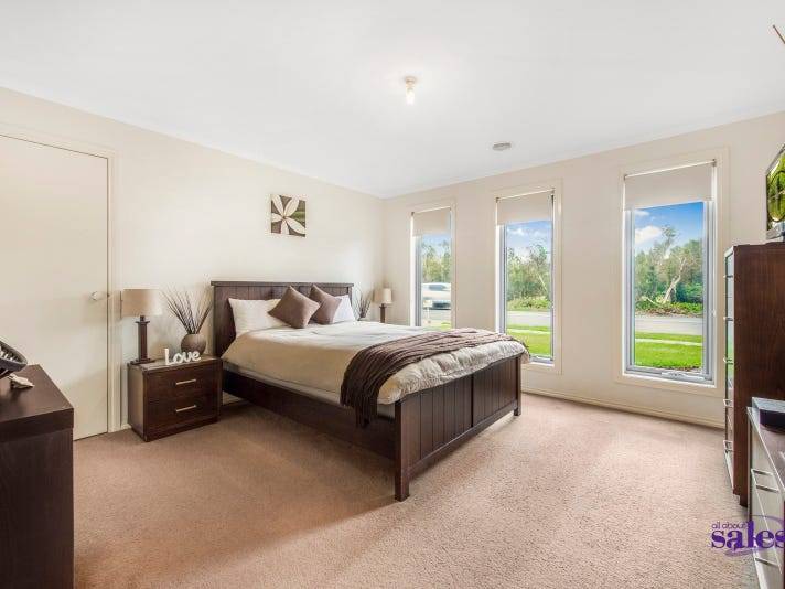 132 Toomuc Valley Road, Pakenham VIC 3810, Pakenham - Thumbnail 2