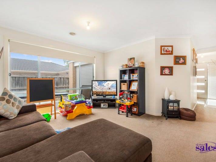 132 Toomuc Valley Road, Pakenham VIC 3810, Pakenham - Thumbnail 3