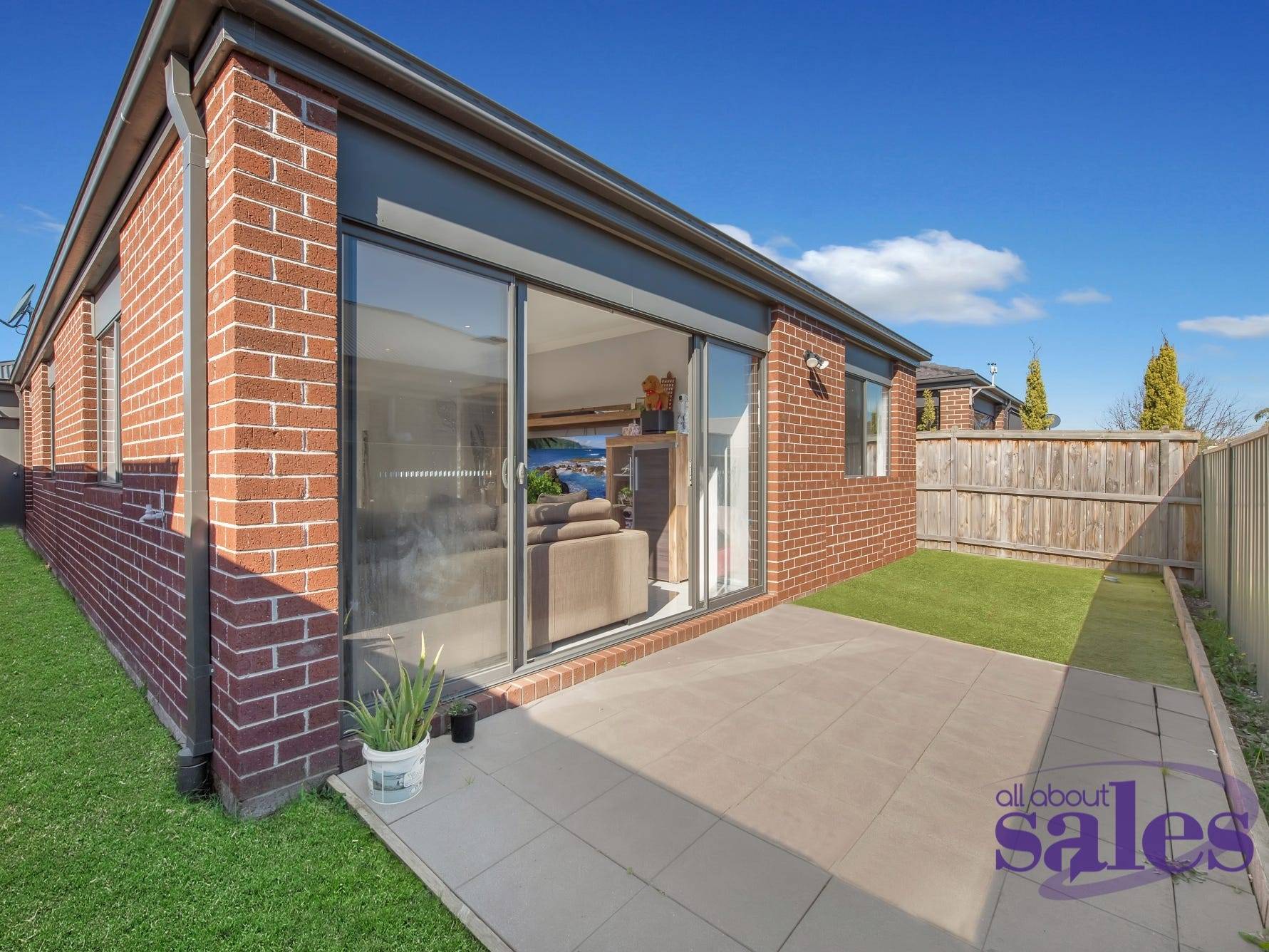 10 Lotus Street, Pakenham VIC 3810, Pakenham - Thumbnail 8