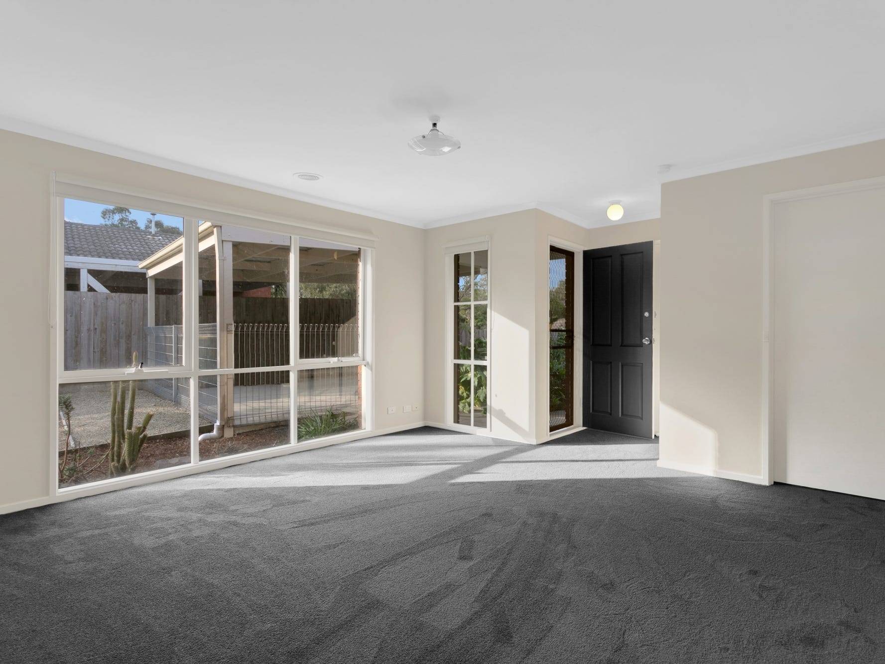 29 Smethurst Avenue, Pakenham VIC 3810, Pakenham - Thumbnail 2