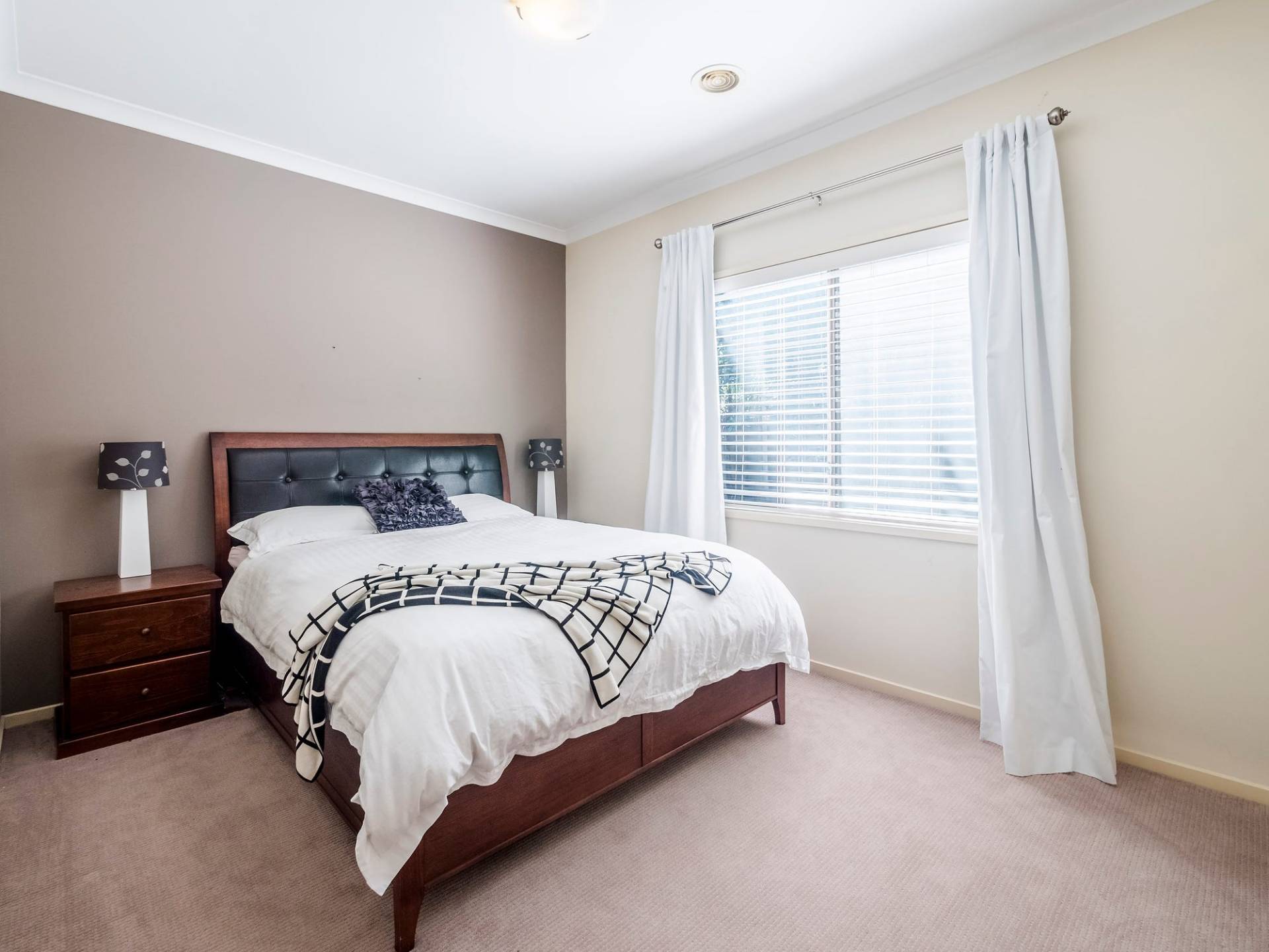 15 Kooyong Close, Officer VIC 3809, Officer - Thumbnail 8