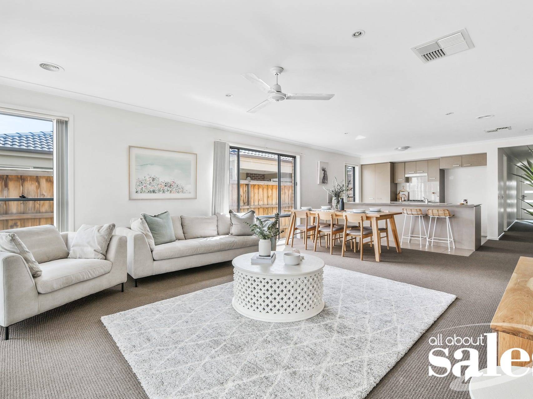16 Naas Road, Clyde North VIC 3978, Clyde North - Image 1