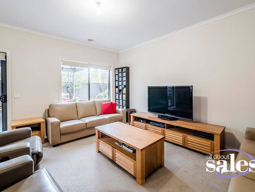 25 Joseph Banks Drive, Pakenham VIC 3810, Pakenham - Thumbnail 5