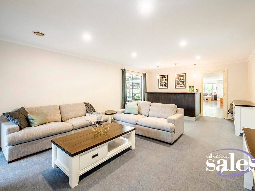 176 The Promenade, Narre Warren South VIC 3805, Narre Warren South - Thumbnail 6