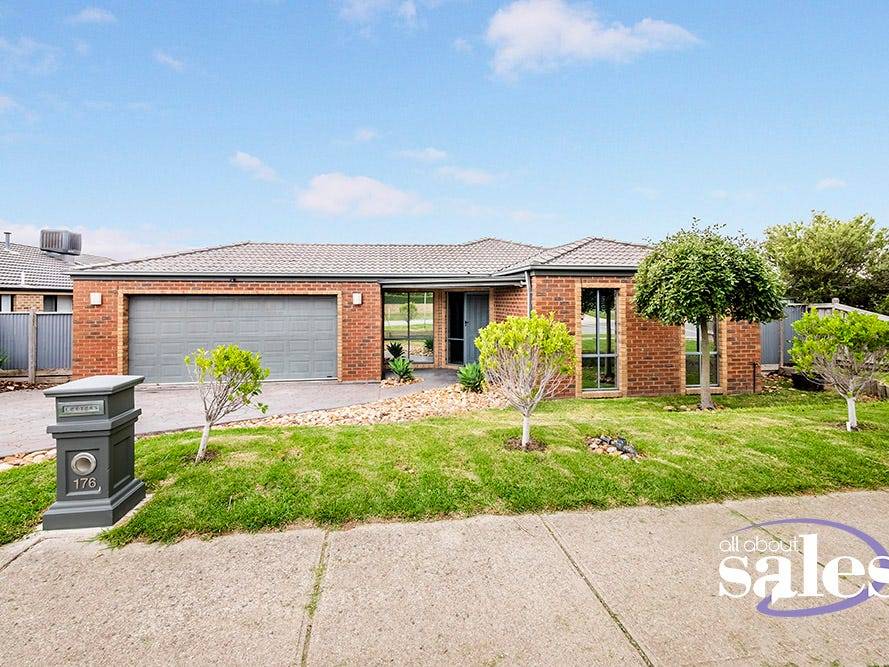 176 The Promenade, Narre Warren South VIC 3805, Narre Warren South - Thumbnail 2