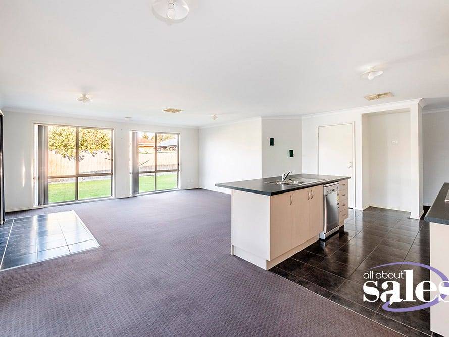 39 Vega Terrace, Cranbourne VIC 3977, Cranbourne - Thumbnail 4