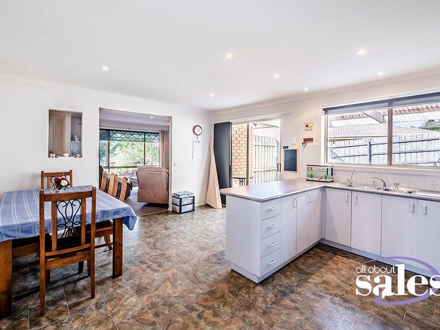 2 Angus Court, Pakenham VIC 3810, Pakenham - Thumbnail 8