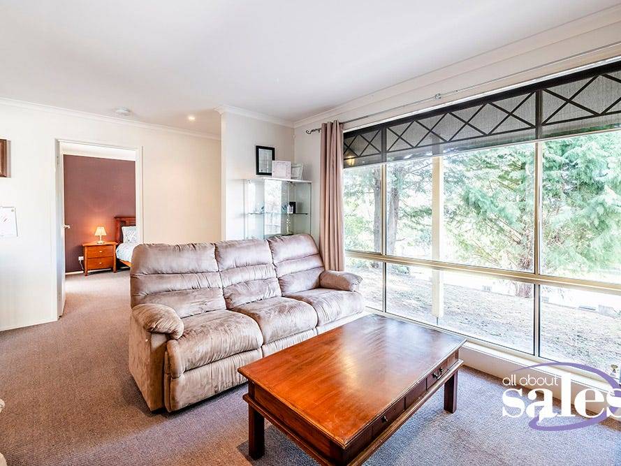 2 Angus Court, Pakenham VIC 3810, Pakenham - Thumbnail 6