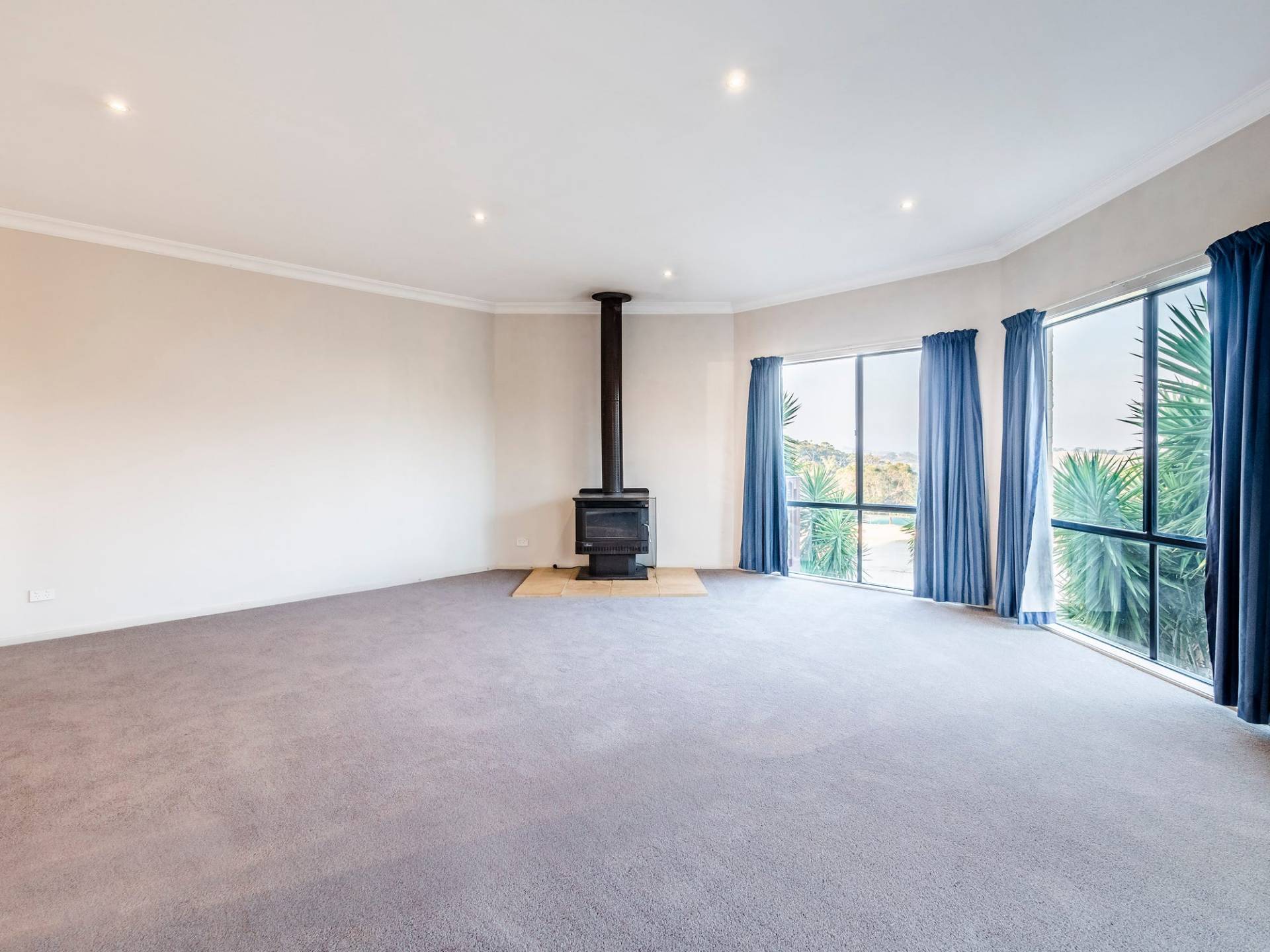 187 Ahern Road, Pakenham VIC 3810, Pakenham - Thumbnail 5