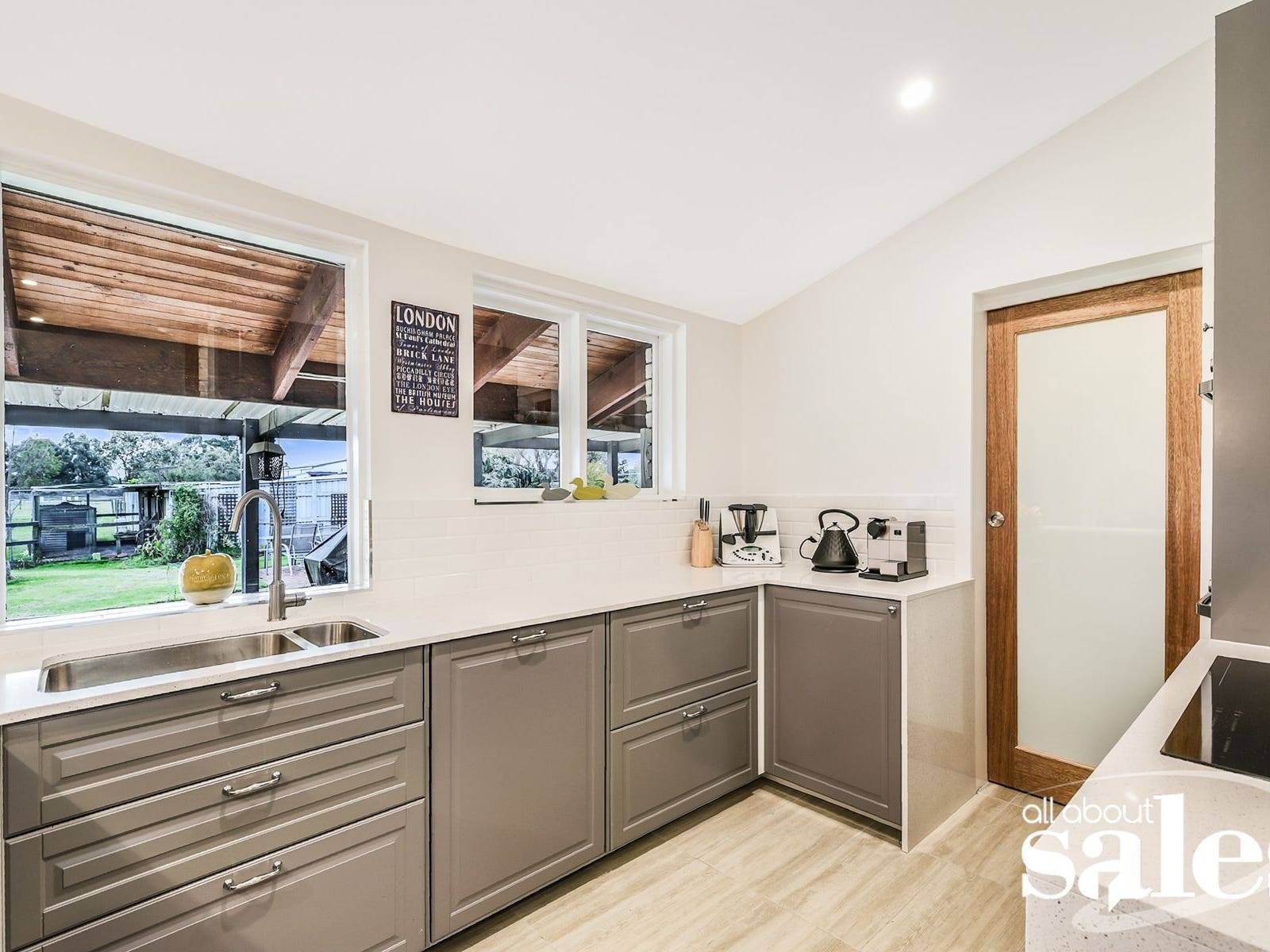 35 Stanley Road, Devon Meadows VIC 3977, Devon Meadows - Thumbnail 7