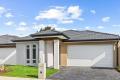 Spacious Family Home in Quiet Cranbourne East Location