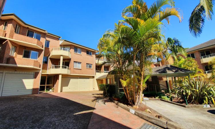 Modern & Perfectly Positioned!