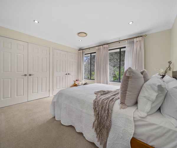 Buyer of a House in Wahroonga