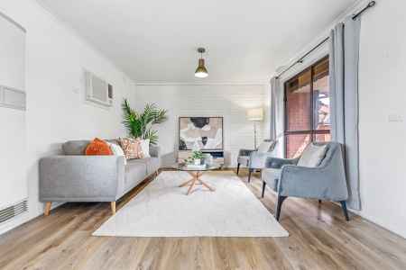 The Brief: House-Like Space, Modern Comfort & Entertaining Lifestyle