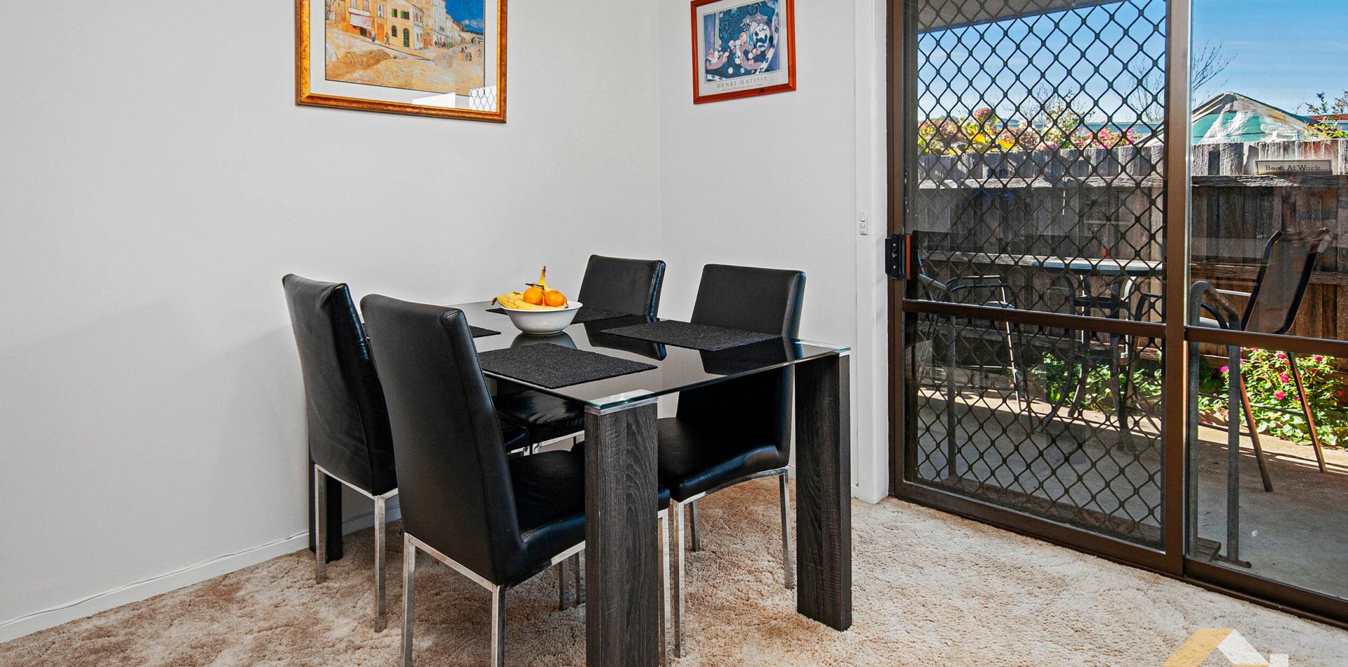 Spacious Town House Ashwood & Associates Real Estate