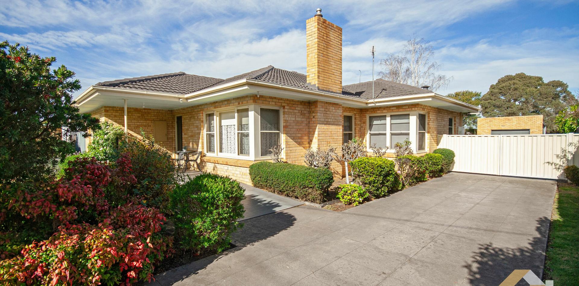 Bairnsdale beauty ashwood associates real estate