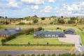 ON 3 ACRES RIGHT NEAR BAIRNSDALE CBD