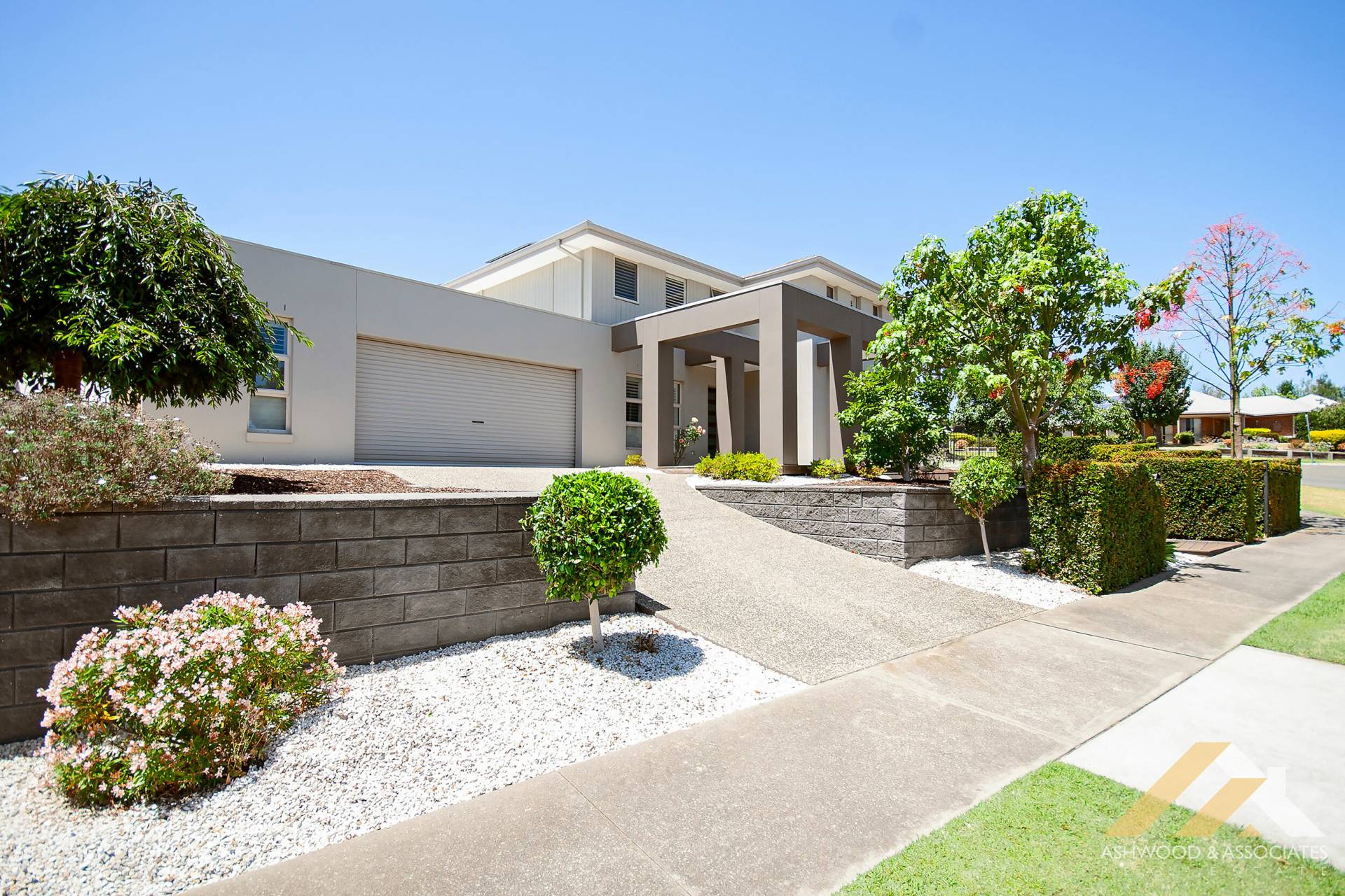 2 Lorimer Dr, Eastwood VIC 3875, Eastwood - Thumbnail 2