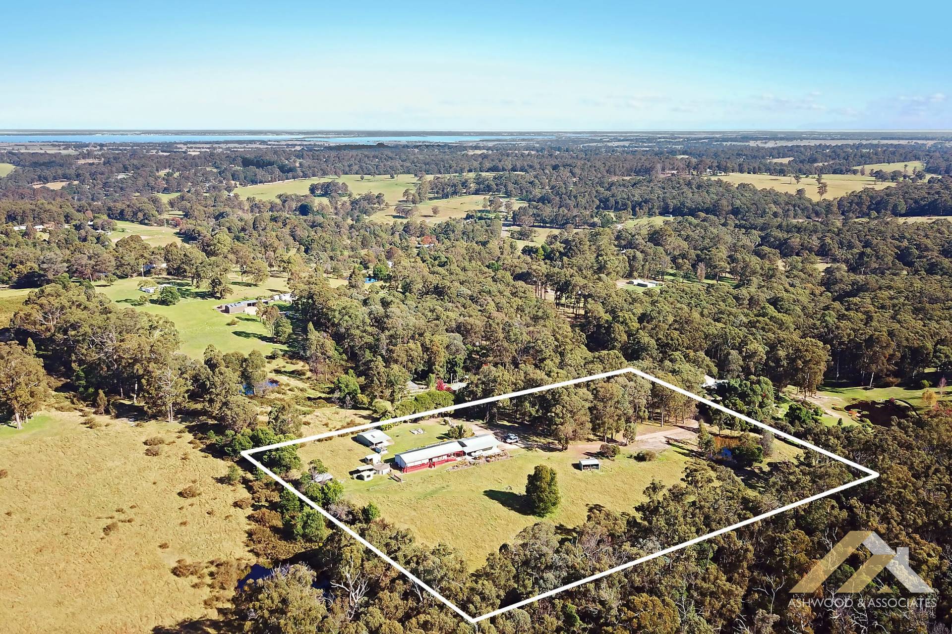 75 Woodland Ct, Tambo Upper VIC 3885, Tambo Upper - Thumbnail 2
