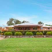 Buyer of a House in Nicholson