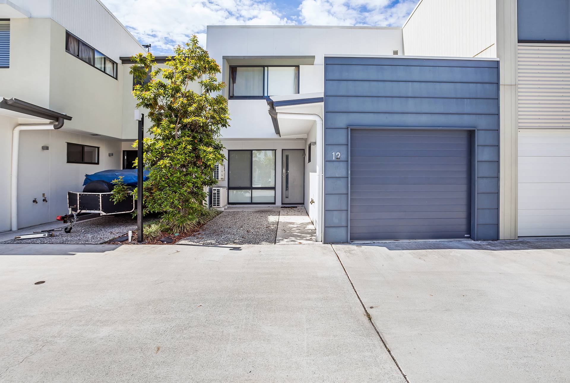 Unit 12, 22 Careel Close, Helensvale QLD 4212, Helensvale - Thumbnail 2