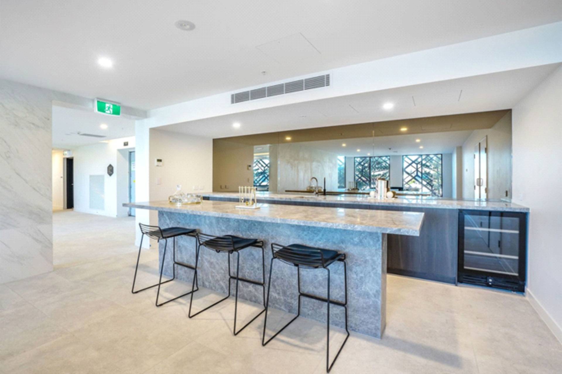 185 Old Burleigh Rd, Broadbeach QLD 4218, Broadbeach - Thumbnail 4