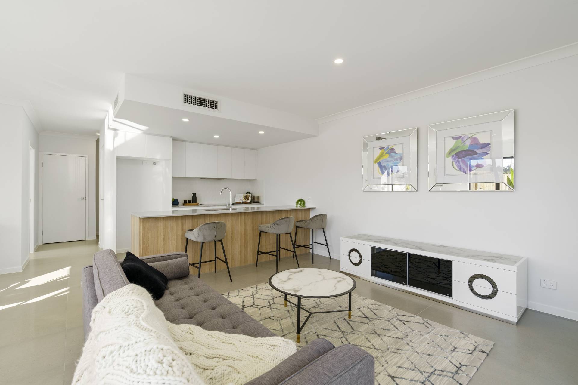 35 Sickle Ave, Hope Island QLD 4212, Hope Island - Thumbnail 4