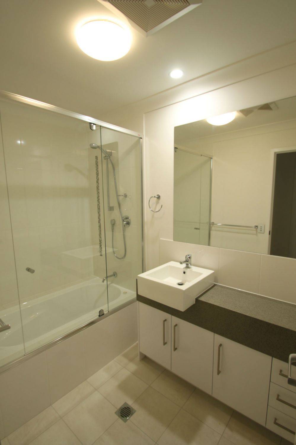 22 Careel Close, Helensvale - Thumbnail 4