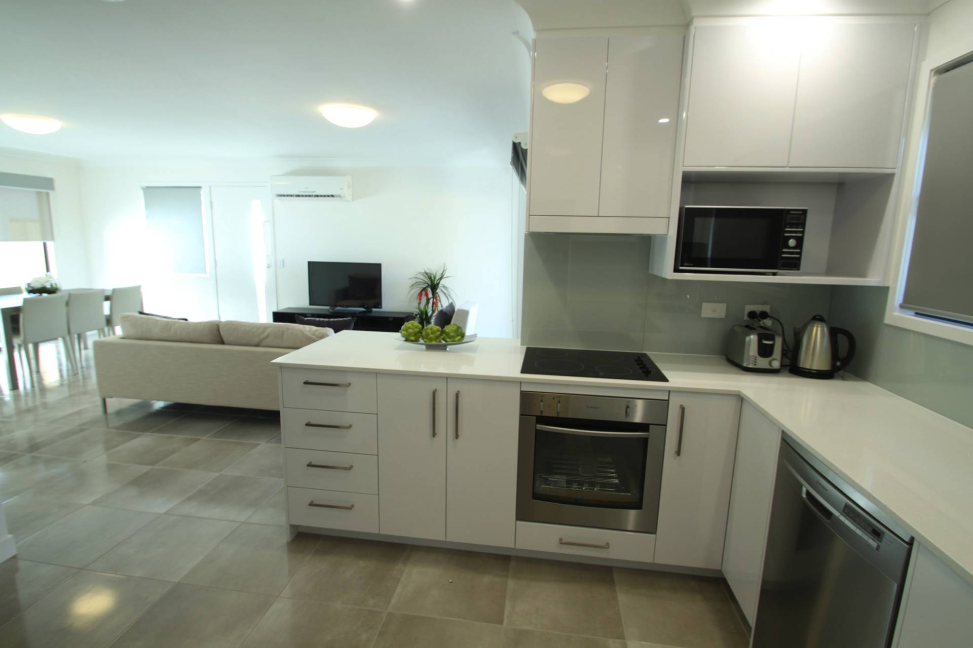 Unit 1, 22 Careel Cl, Helensvale QLD 4212, Helensvale - Thumbnail 7