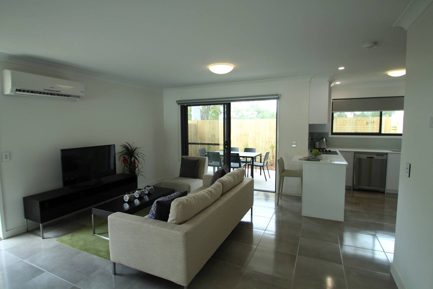Unit 1, 22 Careel Cl, Helensvale QLD 4212, Helensvale - Thumbnail 6