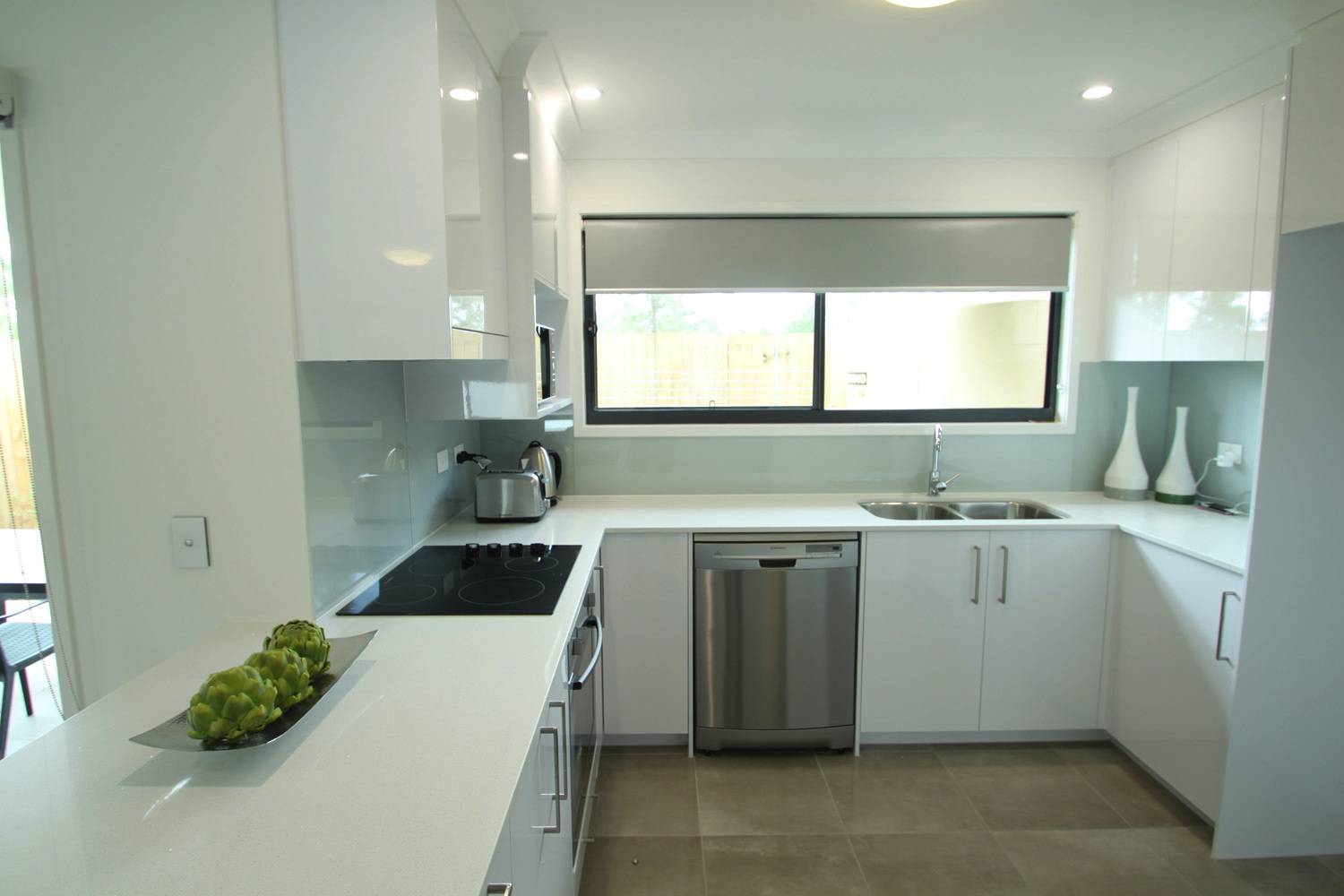 Unit 1, 22 Careel Cl, Helensvale QLD 4212, Helensvale - Thumbnail 3