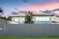 Motivated Seller !! - BIG BLOCK - Sea Breeze Beach Luxury Queenslander Lifestyle, Timbers Floors with Solar 