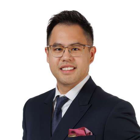 Jonathan Djulamsah photo