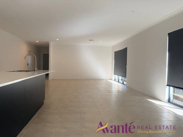 55 Coachwood Avenue, Treeby, Treeby - Thumbnail 6
