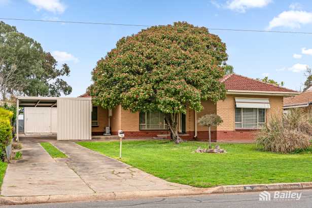 Flexible 4 Bedroom Home with Separate Studio / Games Room